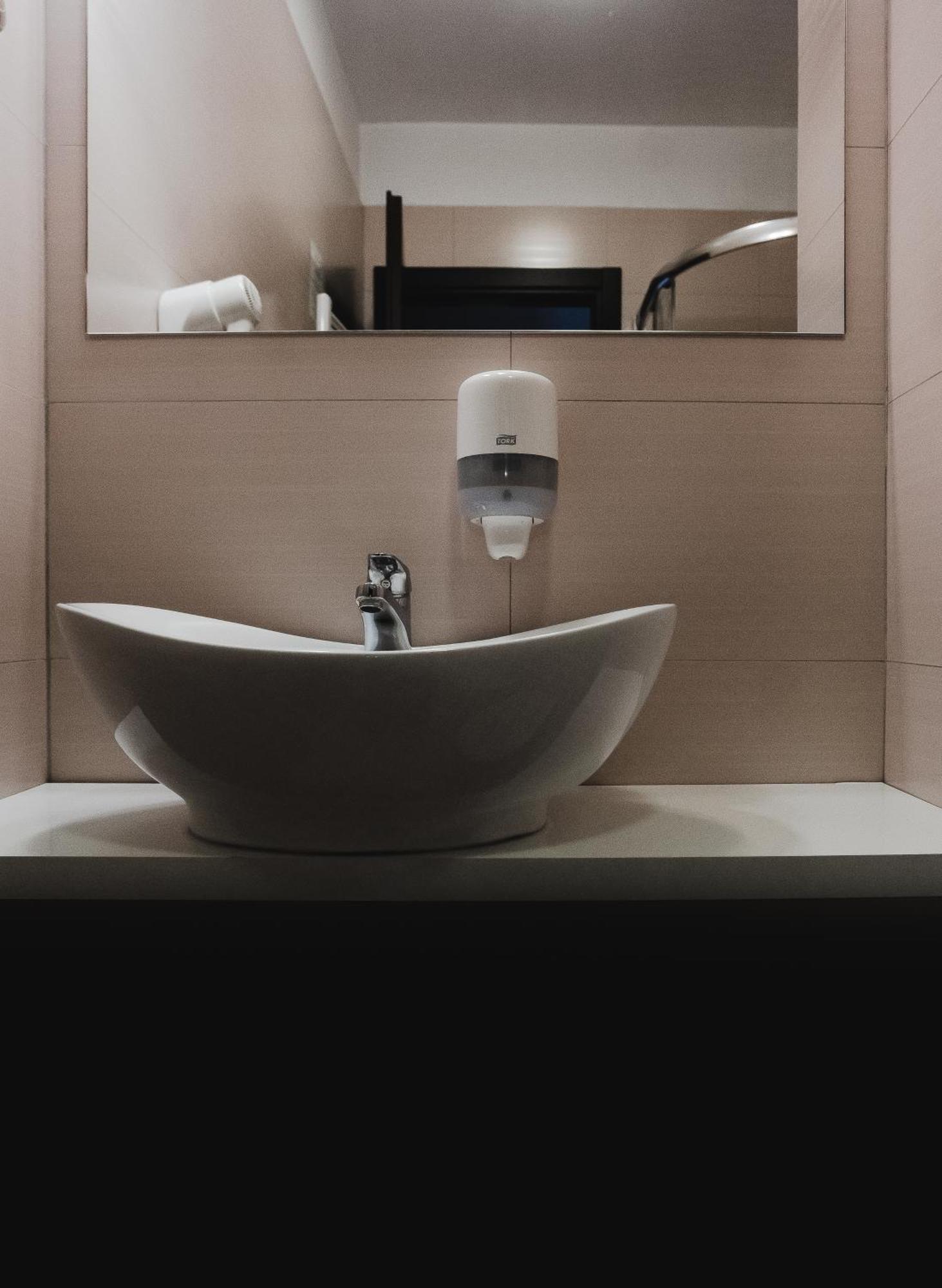 Caro Boutique Hotel Nagyvárad Kültér fotó