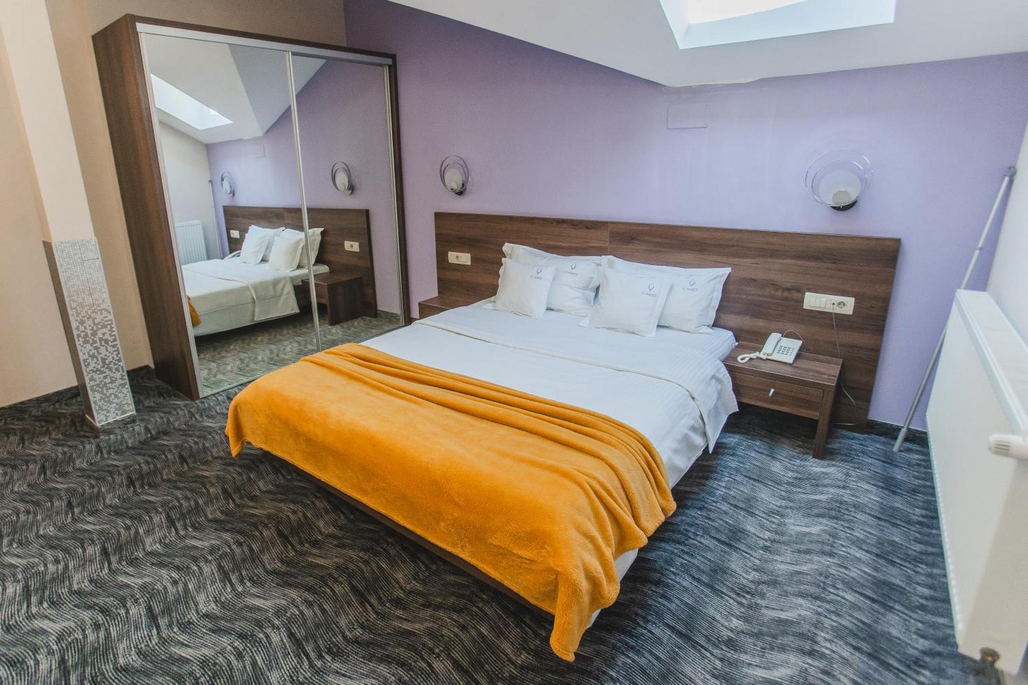 Caro Boutique Hotel Nagyvárad Kültér fotó