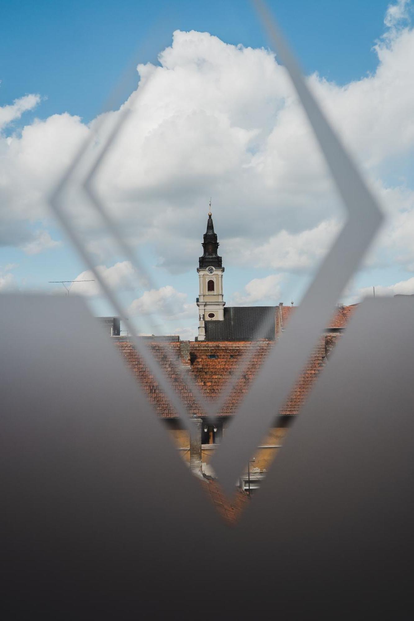 Caro Boutique Hotel Nagyvárad Kültér fotó