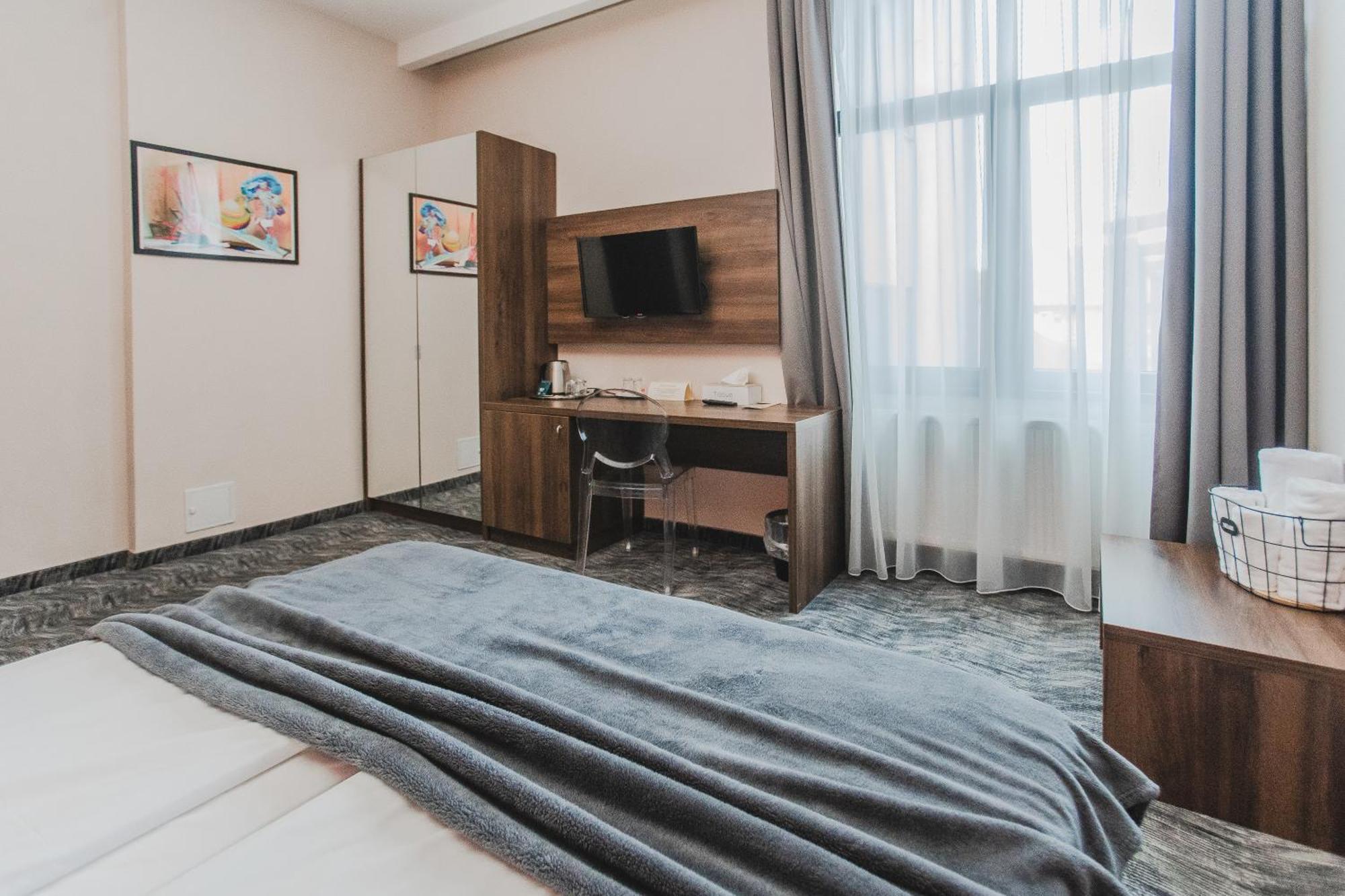 Caro Boutique Hotel Nagyvárad Kültér fotó